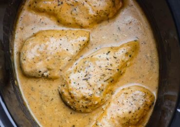 Crockpot Chicken and Gravy