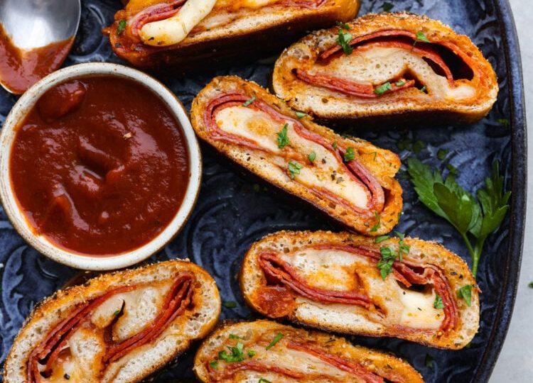 Quick and Easy Stromboli