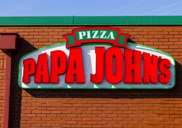 Papa Johns franchisees see comparable-store sales dip