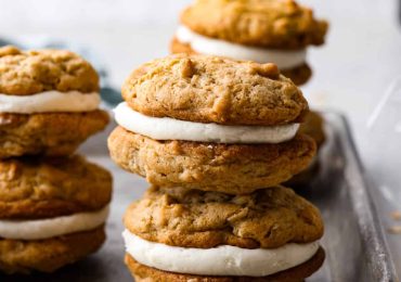 Oatmeal Creme Pies