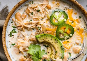 Crockpot White Chicken Chili