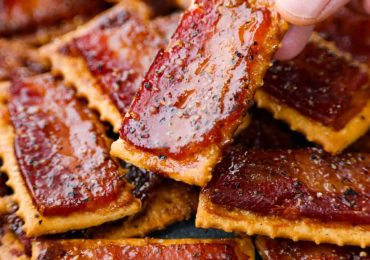 Bacon Crackers