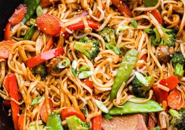 20-Minute Vegetable Lo Mein