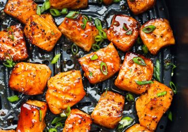 Air Fryer Salmon Bites